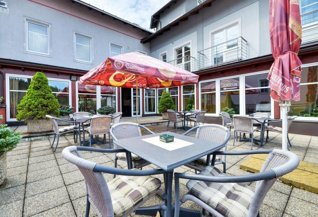 Hotel Filipinum Jablonné nad Orlicí Buitenkant foto
